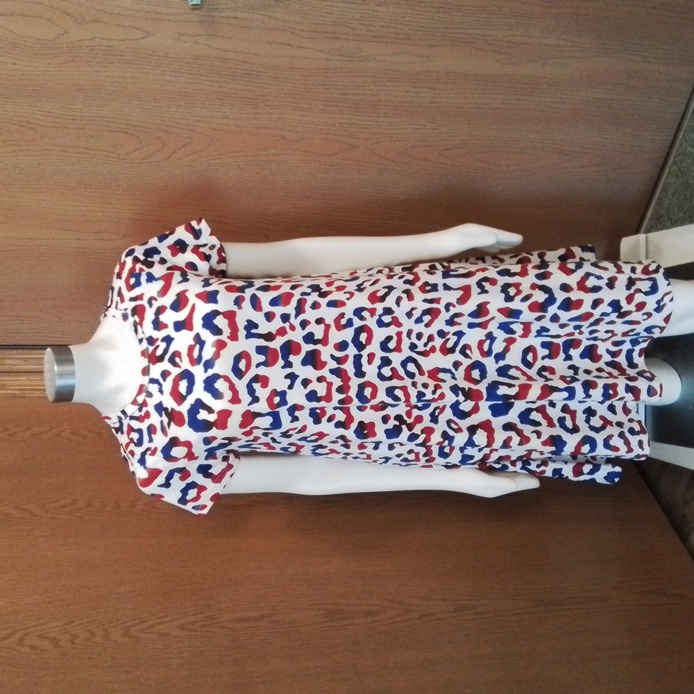 New with Tags! LuLaRoe Dress with Vibrant Red and Blue Pattern, Size S.